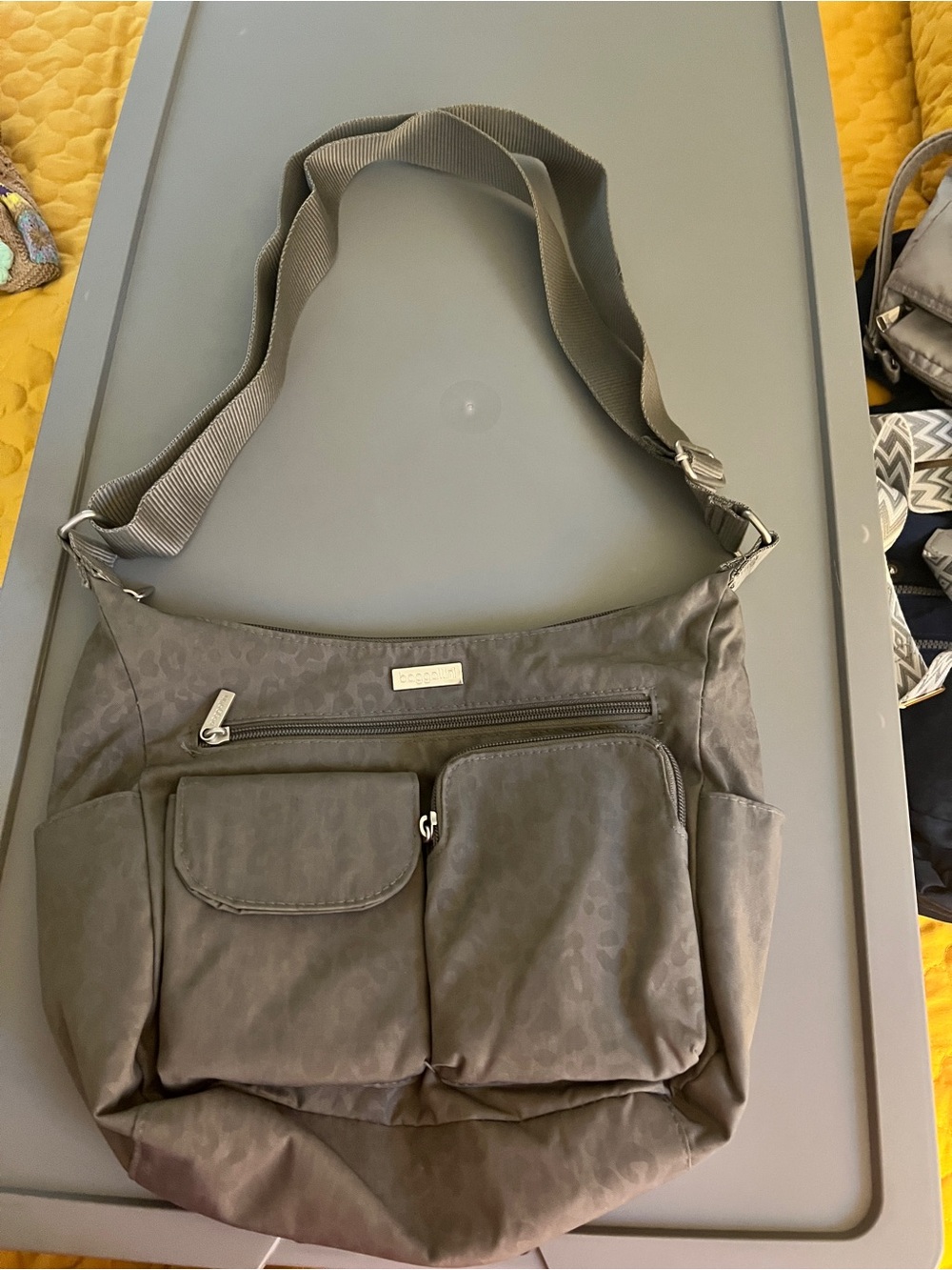 Everyday Crossbody Bag in Gray Cheetah print